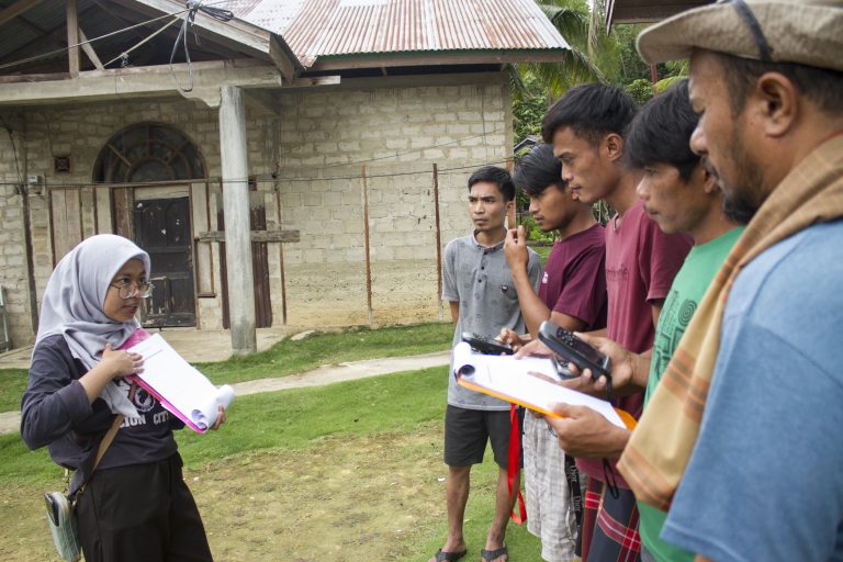 Pelatihan penggunaan GPS untuk pemetaan partisipatif 3